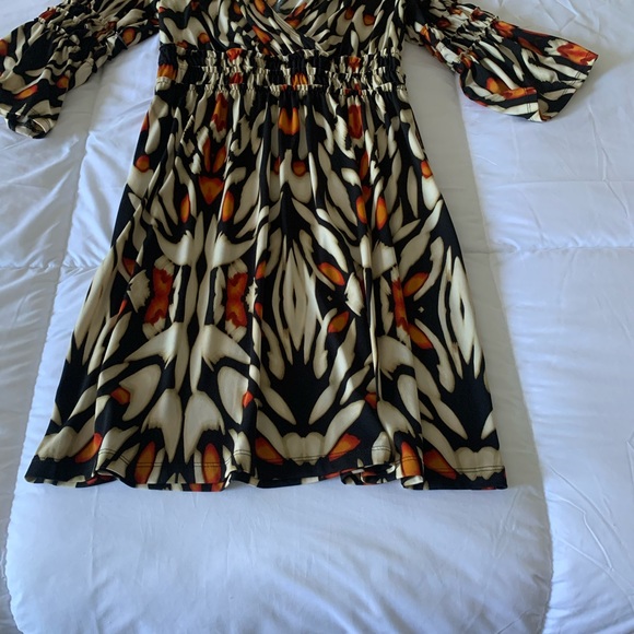 Dress - Picture 3 of 4